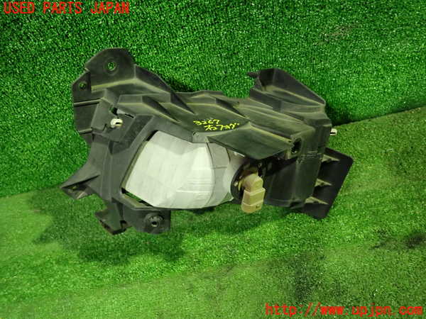 1UPJ-32671180]ヴェルファイア(GGH20W)右フォグ 中古_m0002.jpg