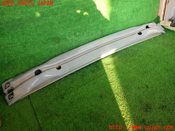 5UPJ-32681014]ボルボ・V40(MB4154T)フロントバンパーホースメント 中古_m0001.jpg