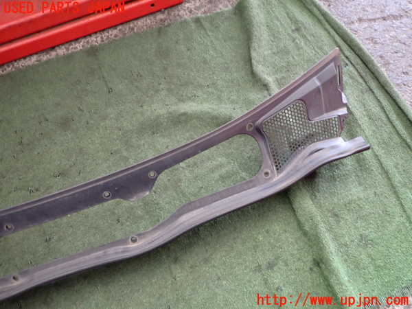 2UPJ-32681190]ボルボ・V40(MB4154T)カウルトップ 中古_m0003.jpg