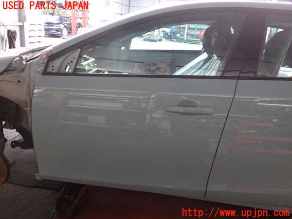 2UPJ-32681260]ボルボ・V40(MB4154T)左前ドア (43R-00049 M25) 中古_m0001.jpg