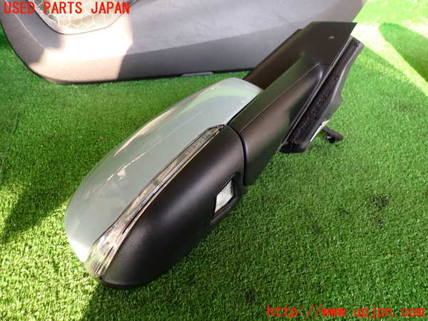 2UPJ-32681210]ボルボ・V40(MB4154T)右ドアミラー 中古_m0002.jpg