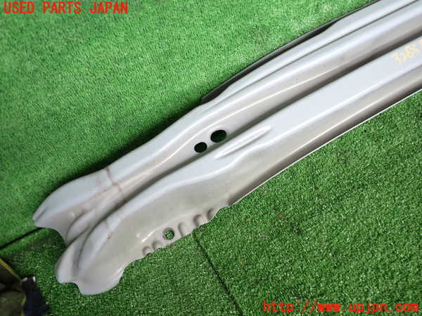 2UPJ-32681614]ボルボ・V40(MB4154T)リアバンパーホースメント 中古_m0002.jpg