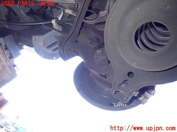 2UPJ-32684300]ボルボ・V40(MB4154T)右リアナックルハブ 中古_m0001.jpg