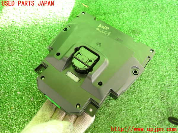 2UPJ-32686066]ボルボ・V40(MB4154T)エアコンスイッチ1 中古_m0002.jpg