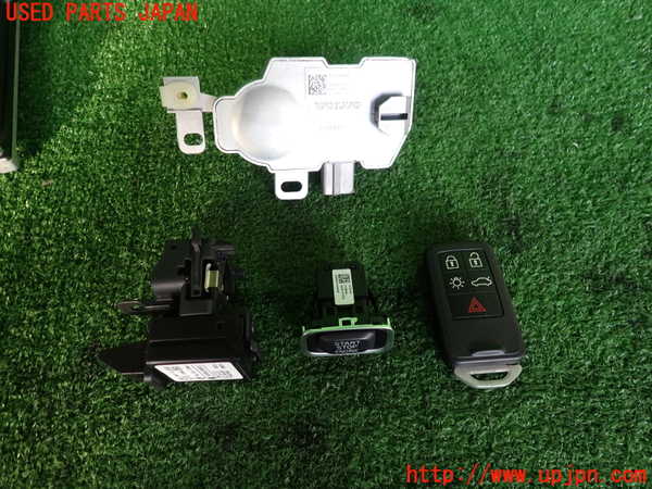 2UPJ-32686110]ボルボ・V40(MB4154T)エンジンコンピューター 中古_m0003.jpg