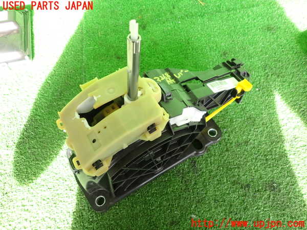 2UPJ-32687555]ボルボ・V40(MB4154T)ATシフトレバー 中古_m0001.jpg