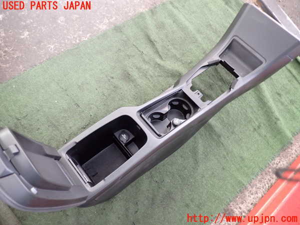 2UPJ-32687540]ボルボ・V40(MB4154T)センターコンソール 中古_m0003.jpg