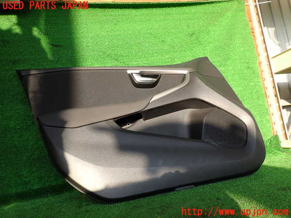 2UPJ-32681264]ボルボ・V40(MB4154T)左前ドア内張り 中古_m0001.jpg