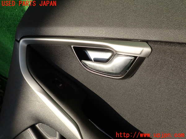 2UPJ-32681294]ボルボ・V40(MB4154T)右後ドア内張り 中古_m0002.jpg