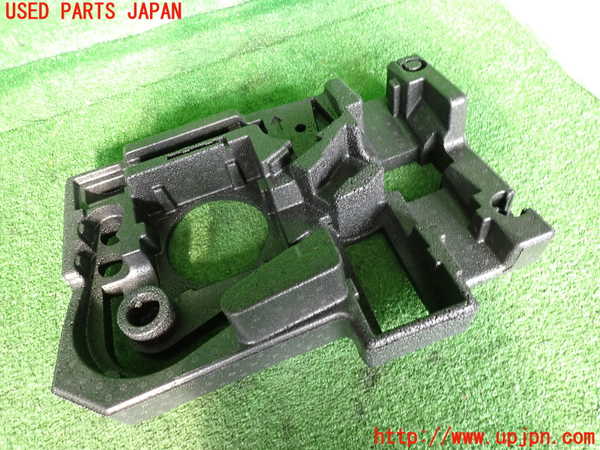 2UPJ-32687773]ボルボ・V40(MB4154T)ラゲッジトレイ3 中古_m0001.jpg