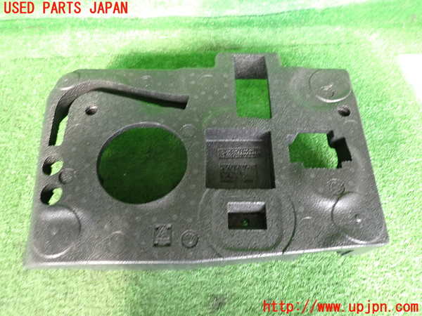 2UPJ-32687773]ボルボ・V40(MB4154T)ラゲッジトレイ3 中古_m0002.jpg