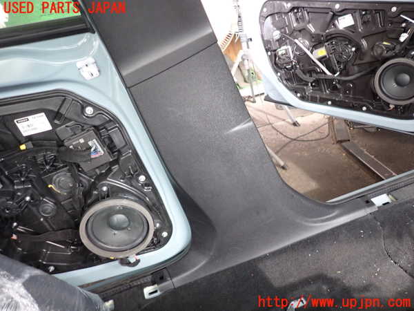 2UPJ-32687670]ボルボ・V40(MB4154T)左センターピラートリム 中古_m0003.jpg