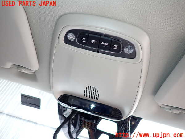 2UPJ-32686411]ボルボ・V40(MB4154T)ルームランプ1 1列目 中古_m0001.jpg