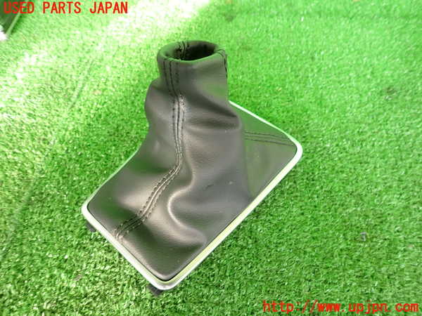 2UPJ-32687575]ボルボ・V40(MB4154T)シフトブーツ 中古_m0002.jpg