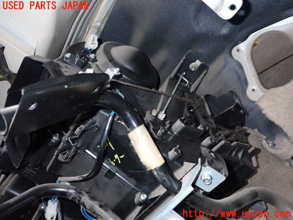 2UPJ-32696100]フィガロ(FK10)ヒーターコア 中古_m0003.jpg