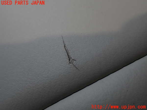 2UPJ-32697385]フィガロ(FK10)リアシート 中古_m0003.jpg