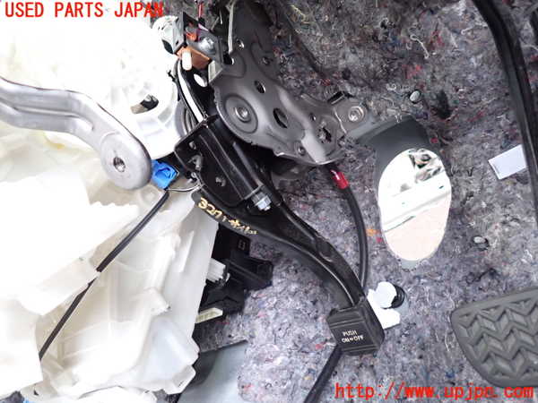 2UPJ-32717550]プロボックス バン ハイブリッド(NHP160V)サイドブレーキレバー 中古_m0001.jpg