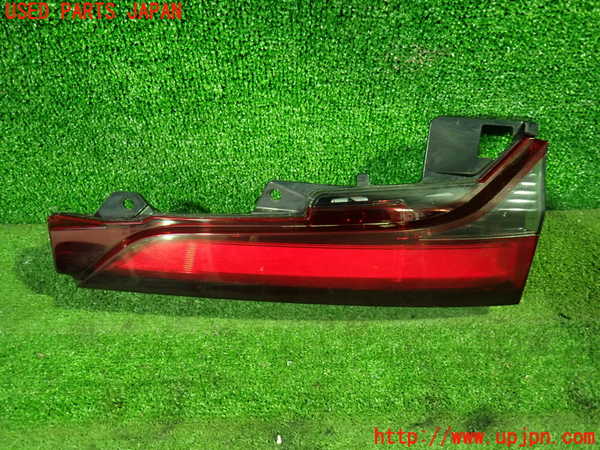 1UPJ-32721550]ノアハイブリッド(ヴォクシーハイブリッド)(ZWR90W)右リアフィニッシャー 中古_m0001.jpg