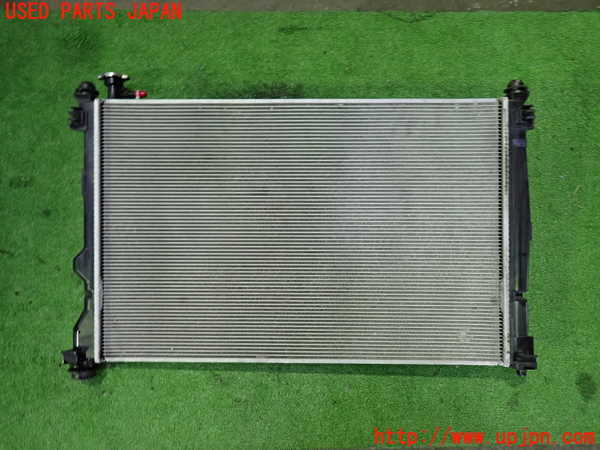 1UPJ-32722321]ノアハイブリッド(ヴォクシーハイブリッド)(ZWR90W)ラジエーター1 中古_m0002.jpg