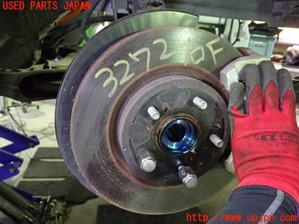 1UPJ-32724290]ノアハイブリッド(ヴォクシーハイブリッド)(ZWR90W)右フロントナックルハブ 中古_m0001.jpg
