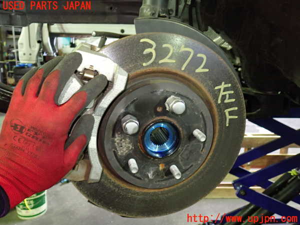 1UPJ-32724295]ノアハイブリッド(ヴォクシーハイブリッド)(ZWR90W)左フロントナックルハブ 中古_m0001.jpg