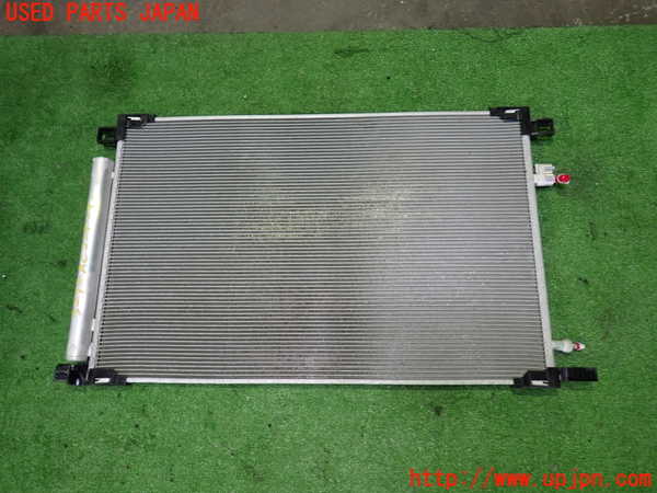 1UPJ-32726031]ノアハイブリッド(ヴォクシーハイブリッド)(ZWR90W)エアコンコンデンサー1 中古_m0001.jpg