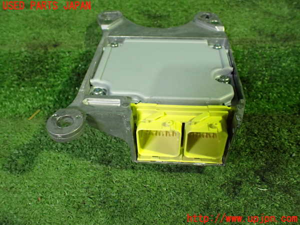 5UPJ-32726145]ノアハイブリッド(ヴォクシーハイブリッド)(ZWR90W)エアバッグコンピューター 【展開済 ジャンク】_m0002.jpg