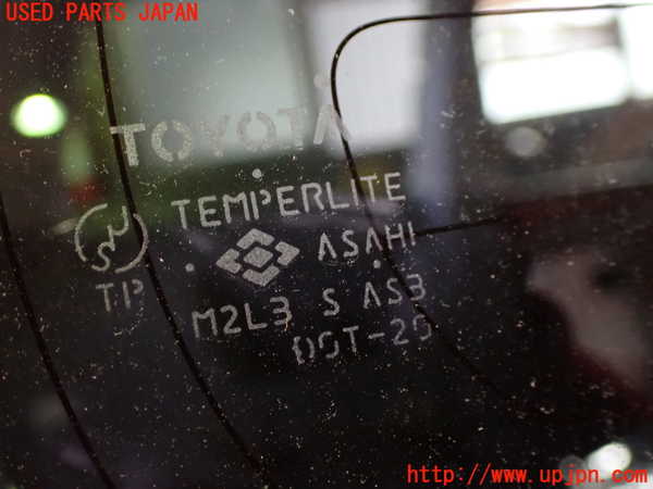 1UPJ-32731380]ヴォクシー(ノア)(AZR60G)右クォーターガラス M2L3 中古_m0003.jpg