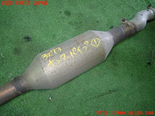 1UPJ-32732651]ヴォクシー(ノア)(AZR60G)センターパイプ1 中古_m0002.jpg