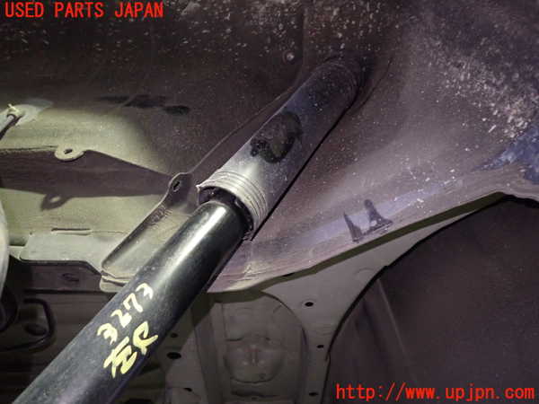 1UPJ-32735075]ヴォクシー(ノア)(AZR60G)左リアショックアブソーバー 中古_m0002.jpg