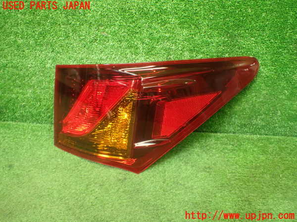 1UPJ-32741530]レクサス・GS350(GRL10)右テールランプ 中古_m0001.jpg