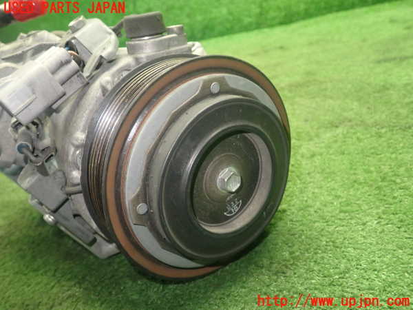 1UPJ-32746025]レクサス・GS350(GRL10)エアコンコンプレッサー 中古_m0004.jpg