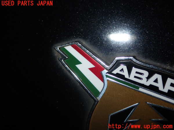 1UPJ-32751632]アバルト・500(312141)エンブレム2 中古_m0002.jpg