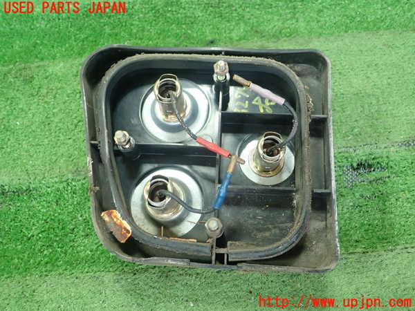 1UPJ-32761530]シトロエン・2CV(AZA6)右テールランプ 中古_m0002.jpg