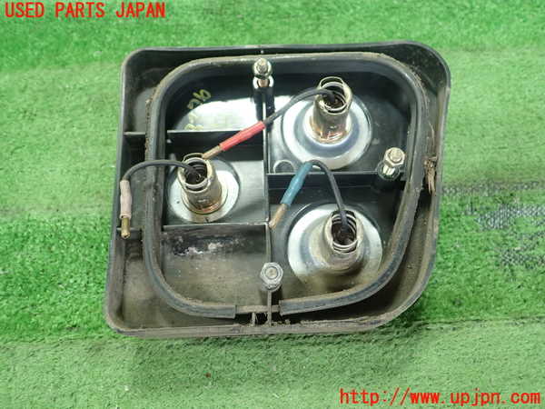 1UPJ-32761536]シトロエン・2CV(AZA6)左テールランプ 中古_m0002.jpg