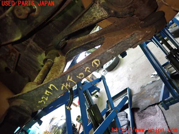 1UPJ-32775186]ルノー・アルピーヌ V6 ターボ(GTA)(D501)左フロントロアアーム1 中古_m0001.jpg