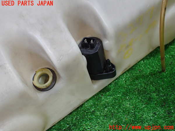 1UPJ-32776791]ルノー・アルピーヌ V6 ターボ(GTA)(D501)ウォッシャータンク1 中古_m0002.jpg
