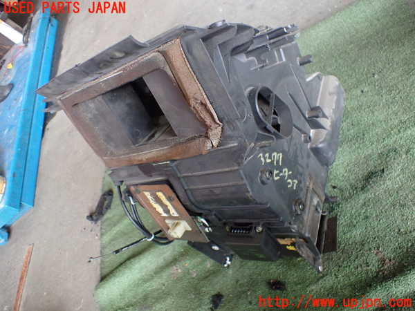 1UPJ-32776100]ルノー・アルピーヌ V6 ターボ(GTA)(D501)ヒーターコア 中古_m0001.jpg