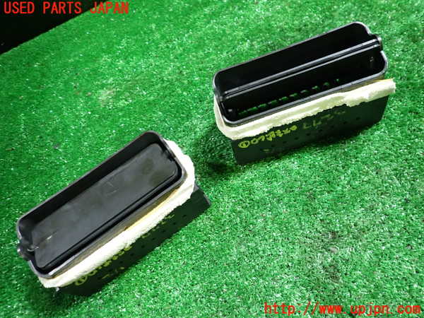 5UPJ-32777526]ルノー・アルピーヌ V6 ターボ(GTA)(D501)エアコン吹き出し口1 (右) 中古_m0002.jpg