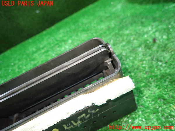 5UPJ-32777526]ルノー・アルピーヌ V6 ターボ(GTA)(D501)エアコン吹き出し口1 (右) 中古_m0004.jpg