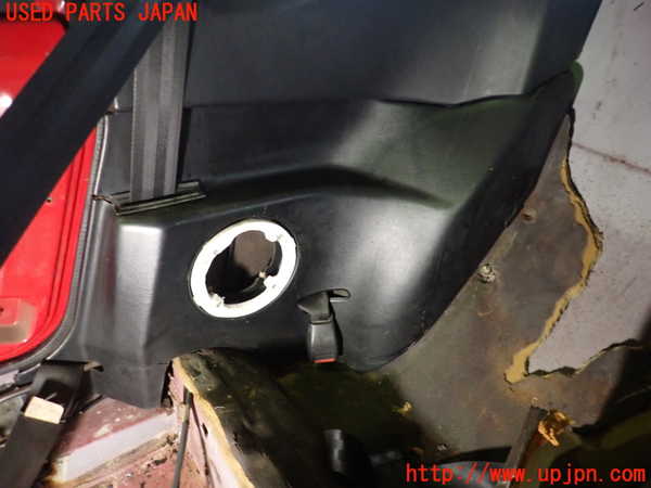 1UPJ-32777675]ルノー・アルピーヌ V6 ターボ(GTA)(D501)右リアピラートリム 中古_m0003.jpg