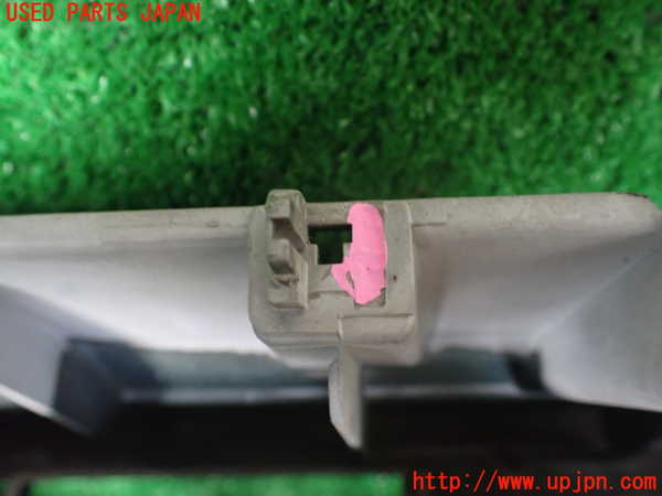 1UPJ-32781050]ビッグホーン(UBS73GW)ラジエターグリル 中古_m0005.jpg