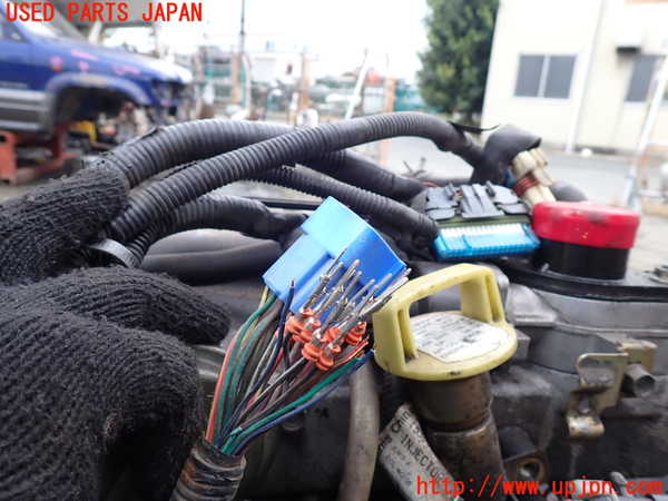 1UPJ-32782010]ビッグホーン(UBS73GW)エンジン 4JX1 4WD 中古_m0003.jpg