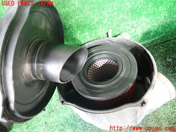 1UPJ-32782560]ビッグホーン(UBS73GW)エアクリーナーボックス 中古_m0003.jpg