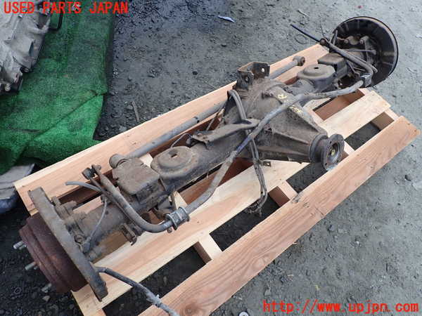 1UPJ-32784400]ビッグホーン(UBS73GW)リアデフホーシング 中古_m0002.jpg