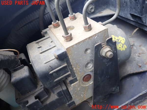 5UPJ-32784040]ビッグホーン(UBS73GW)ABSアクチュエーター 中古_m0001.jpg