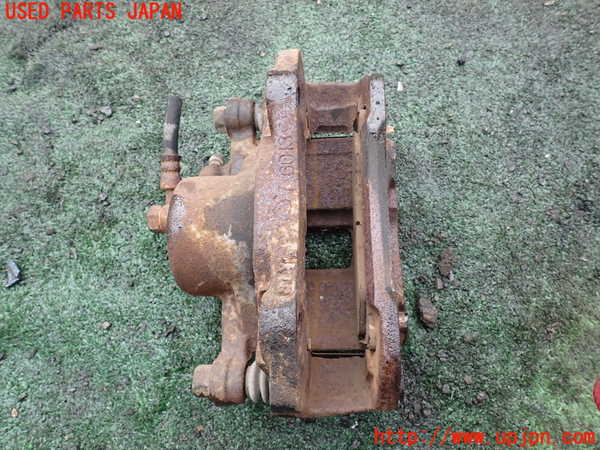 5UPJ-32784085]ビッグホーン(UBS73GW)左フロントキャリパー 中古_m0002.jpg