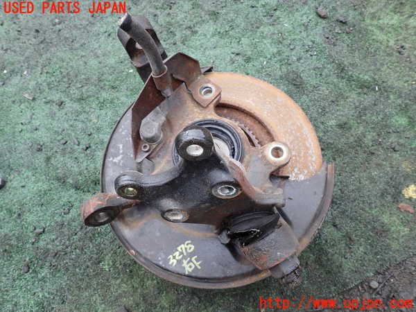 1UPJ-32784290]ビッグホーン(UBS73GW)右フロントナックルハブ 中古_m0002.jpg