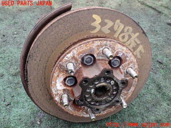 1UPJ-32784295]ビッグホーン(UBS73GW)左フロントナックルハブ 中古_m0001.jpg