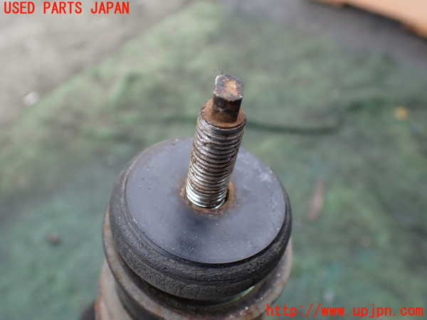 1UPJ-32785060]ビッグホーン(UBS73GW)右フロントショックアブソーバー 中古_m0002.jpg